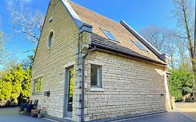 Luxury, Private, Secure Self-Contained Coach House, Near Wythall And Close To The Nec
